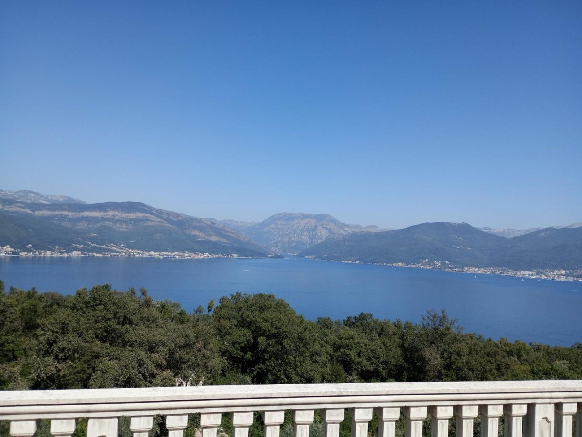 Apartments Vidikovac Tivat Exteriér fotografie
