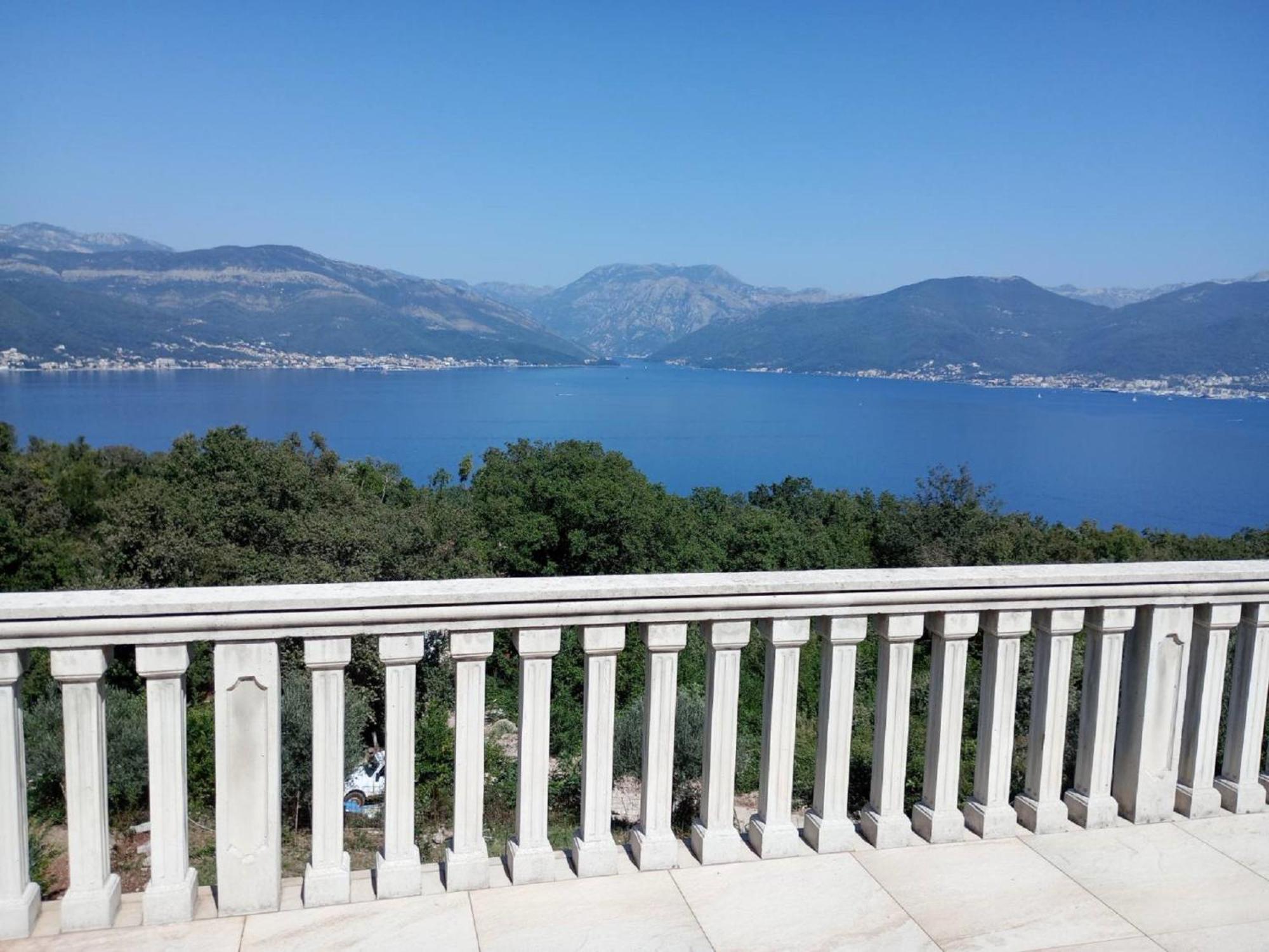 Apartments Vidikovac Tivat Exteriér fotografie